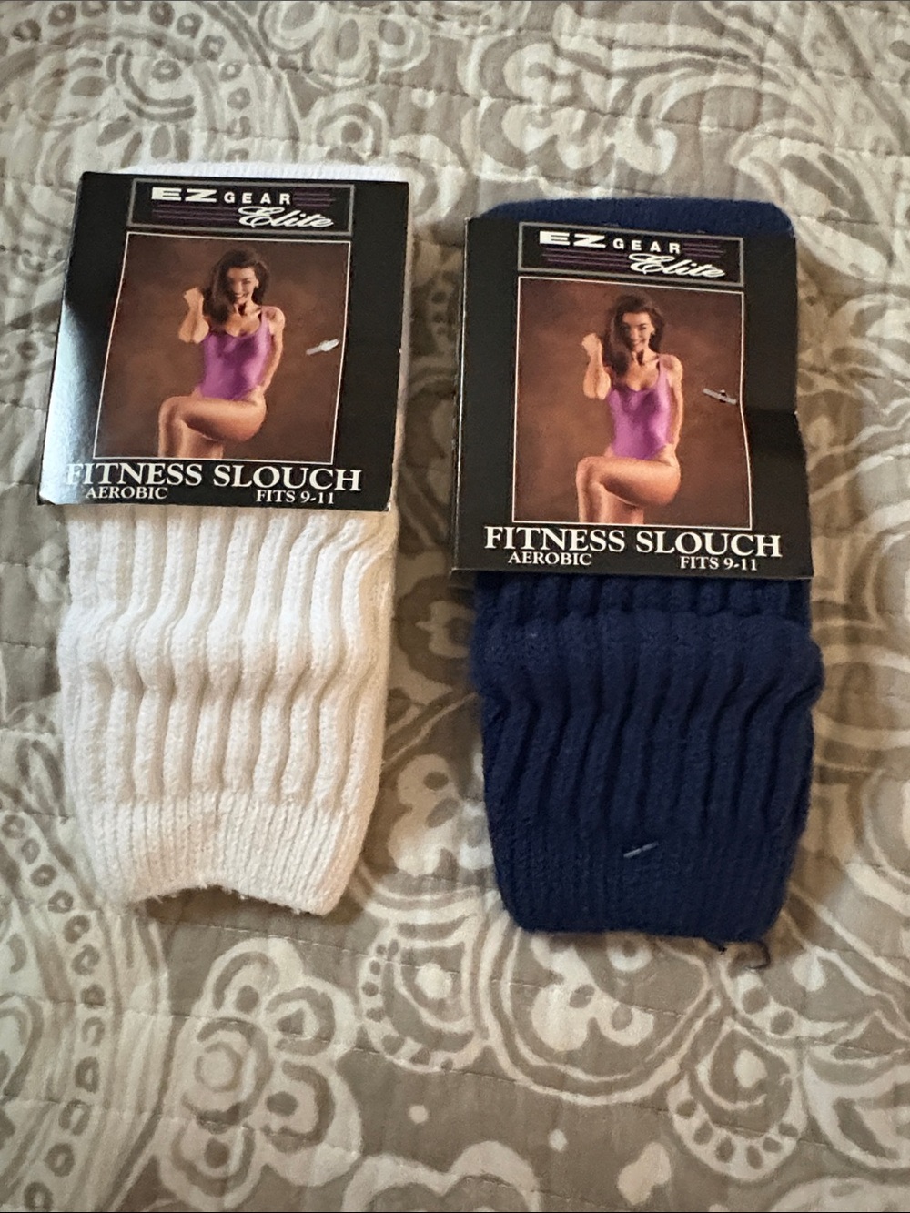 Women’s Fitness Slouch Socks - White & Navy